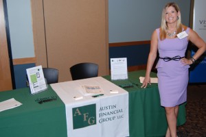 Lauren Simonetti, Marketing Specialist, networking at the awards ceremony DSC_0003
